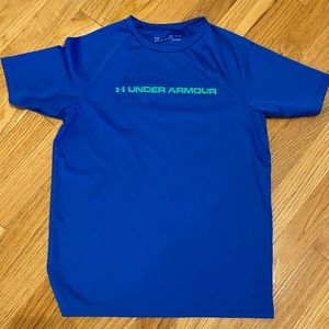 Boy’s Under Armour Size Medium Short Sleeve Tee